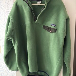 Patagonia Men's Zip-Up Sweater in Forest Green